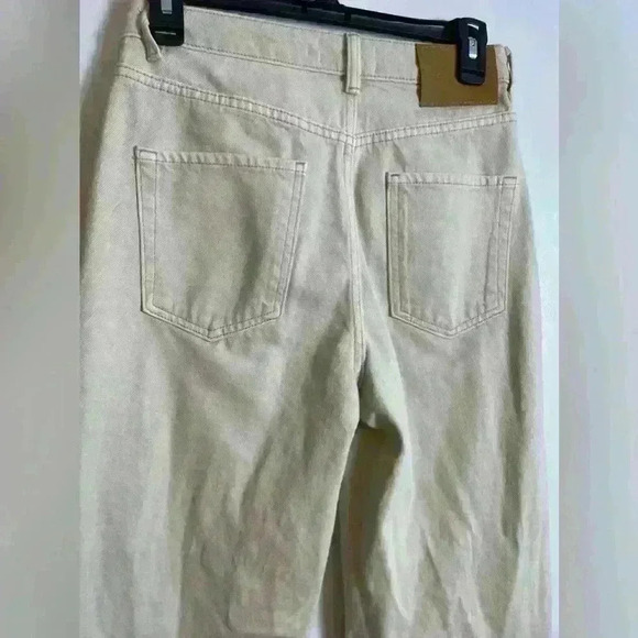 Bershka Beige Wide Leg Jeans - Picture 7 of 12